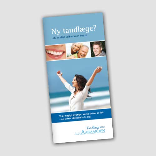 3 fløjet M65 folder for Tandlægerne Aagaarden.